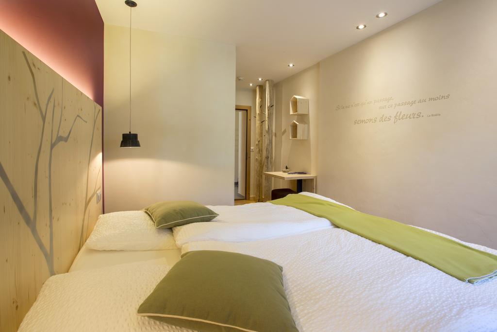 Auberge De L'Hospice Bourg-Saint-Pierre Habitación foto