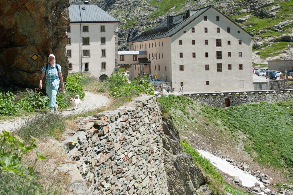 Auberge De L'Hospice Bourg-Saint-Pierre Exterior foto